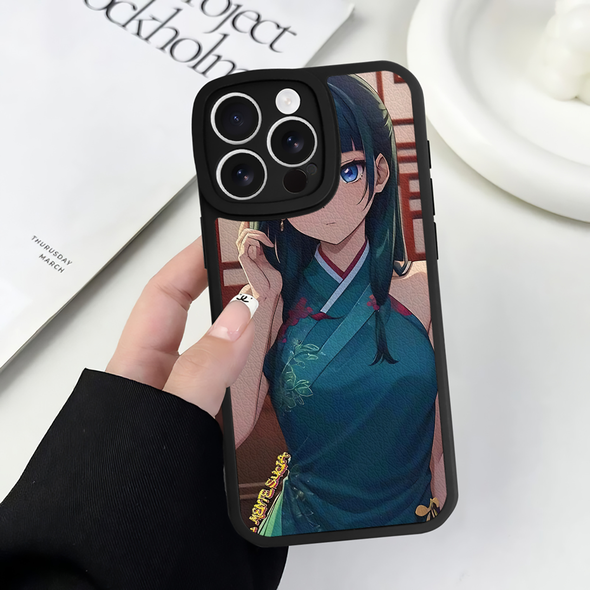 薬屋のひとりごと The Apothecary Diaries 【iPhone 16シリーズ対応】シリコンスマホケース（レザー調） 材質：シリコン